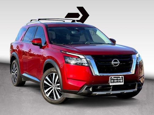 2023 Nissan Pathfinder Platinum FWD