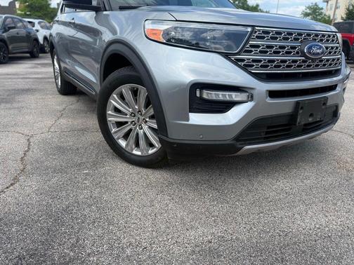 Iconic Silver Metallic 2020 Ford Explorer Limited