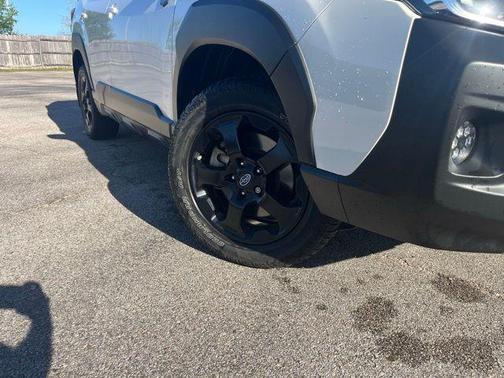 Crystal White Pearl 2023 Subaru Forester Wilderness