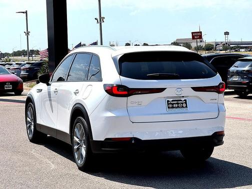 Rhodium White Premium 2026 Mazda CX-90 3.3 Turbo Preferred