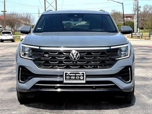 2024 Volkswagen Atlas Cross Sport 2.0T SEL Premium