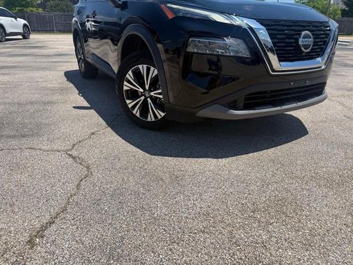 Super Black 2021 Nissan Rogue SV