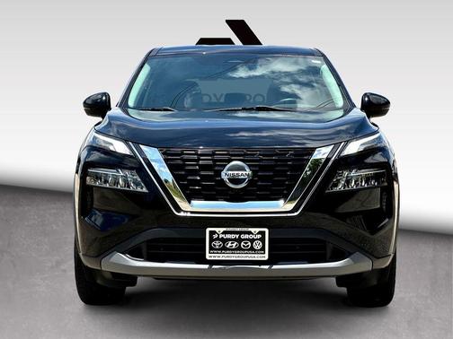 Super Black 2021 Nissan Rogue SV