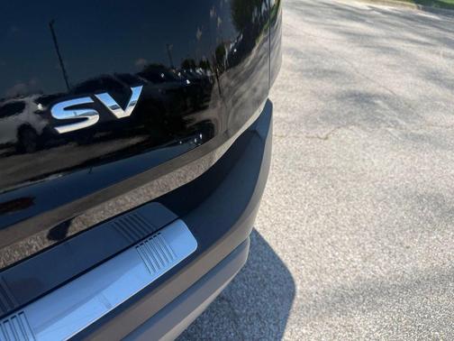 Super Black 2021 Nissan Rogue SV