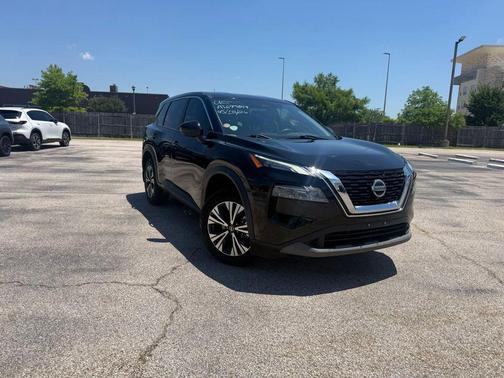 Super Black 2021 Nissan Rogue SV