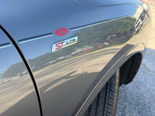 Carbonized Gray Metallic 2024 Ford Escape ST-Line