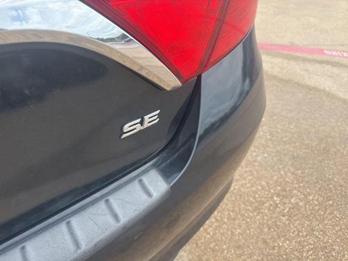 Cosmic Gray Mica 2017 Toyota Camry SE
