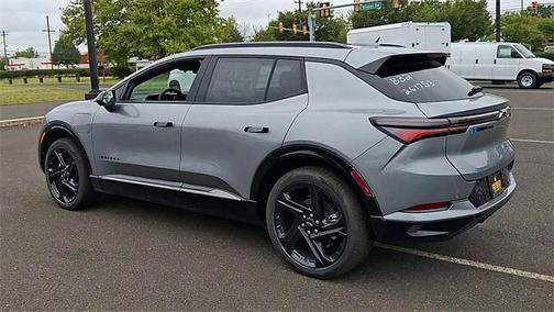 2025 Chevrolet Equinox EV RS