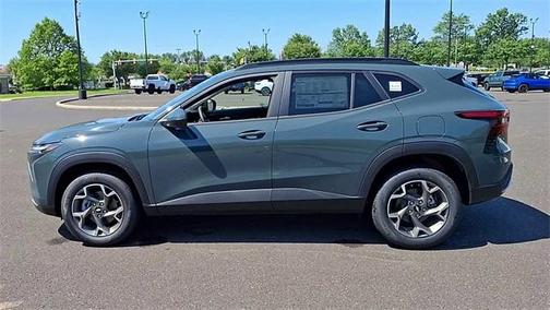 2025 Chevrolet Trax LT