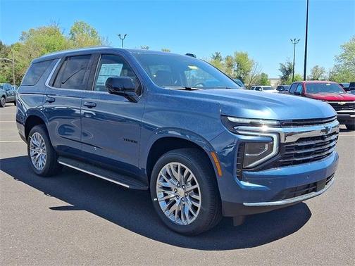 2025 Chevrolet Tahoe LS