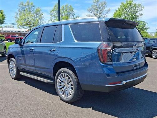 2025 Chevrolet Tahoe LS