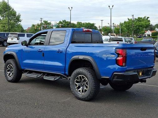 Blue Metallic 2026 Chevrolet Colorado ZR2