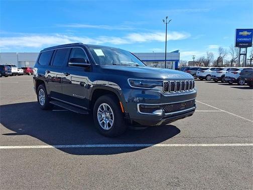 2024 Jeep Wagoneer Base