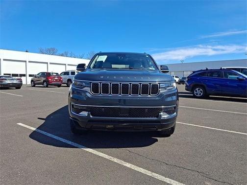 2024 Jeep Wagoneer Base