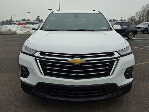 Summit White 2023 Chevrolet Traverse LT Cloth