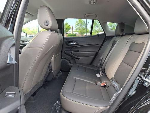 Black 2026 Chevrolet Trax ACTIV