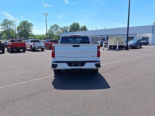 Summit White 2023 Chevrolet Silverado 1500 RST