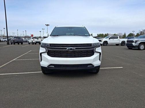 2022 Chevrolet Suburban RST