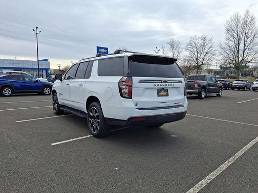 2022 Chevrolet Suburban RST