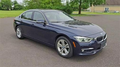 2017 BMW 330 i xDrive