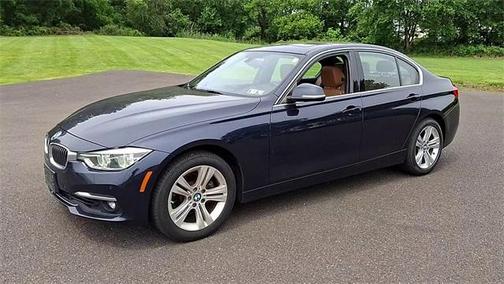 2017 BMW 330 i xDrive