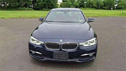 2017 BMW 330 i xDrive