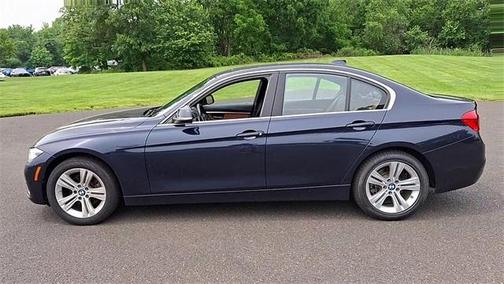2017 BMW 330 i xDrive