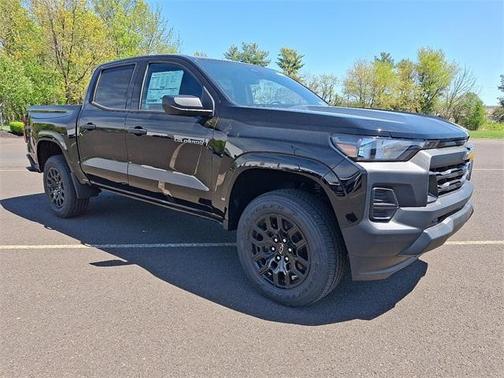 2025 Chevrolet Colorado WT