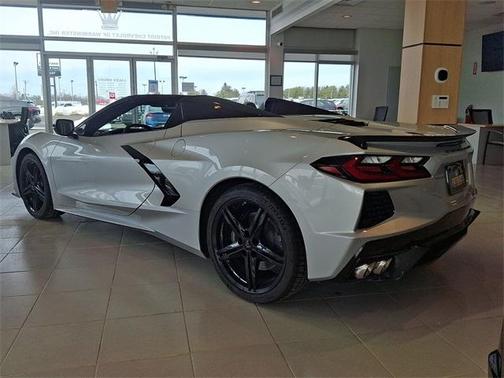 2026 Chevrolet Corvette Stingray w/1LT