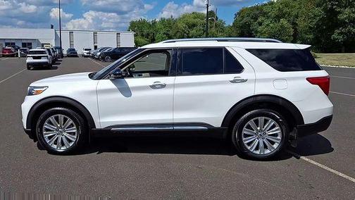White 2021 Ford Explorer Limited