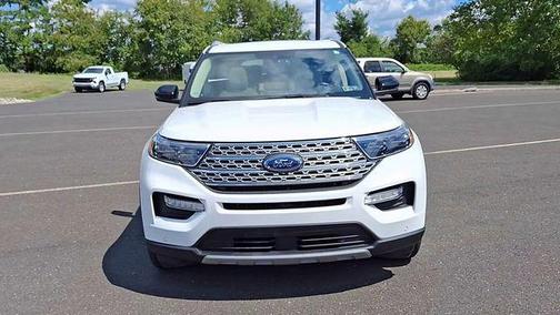 White 2021 Ford Explorer Limited