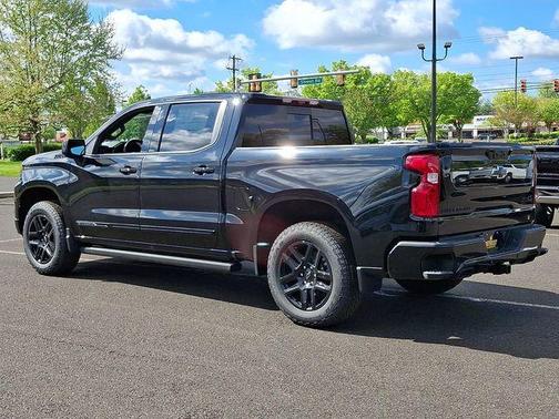 Black 2026 Chevrolet Silverado 1500 High Country