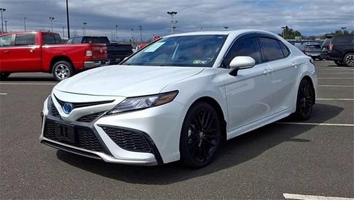 2024 Toyota Camry Hybrid XSE