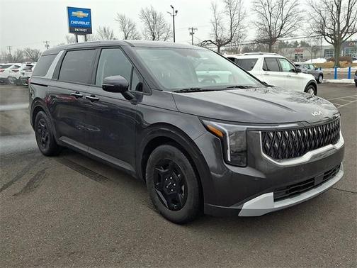 2025 Kia Carnival LXS