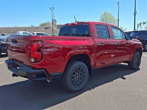 2025 Chevrolet Colorado WT