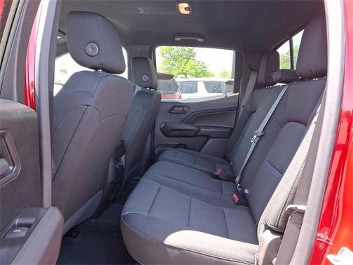2025 Chevrolet Colorado WT