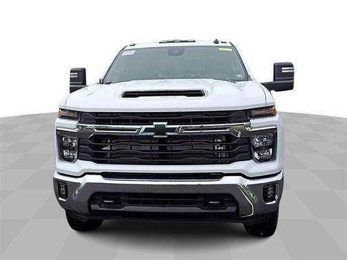 2025 Chevrolet Silverado 3500 LT