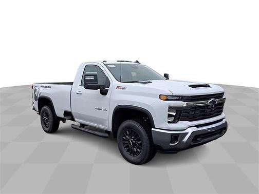 2025 Chevrolet Silverado 3500 LT