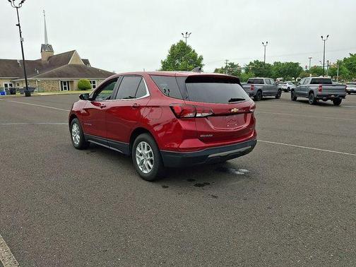 Radiant Red 2023 Chevrolet Equinox 1LT