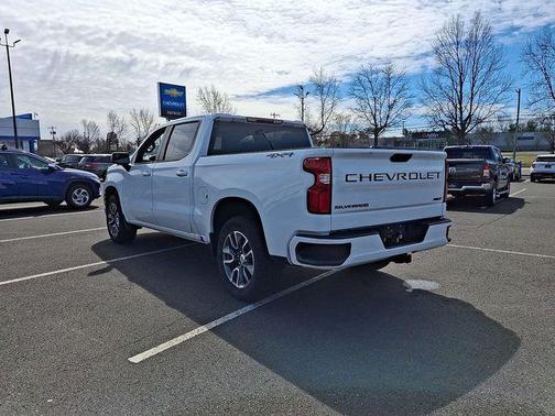 Summit White 2021 Chevrolet Silverado 1500 RST