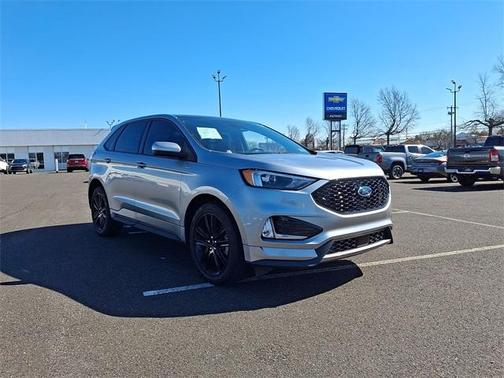 2022 Ford Edge ST Line
