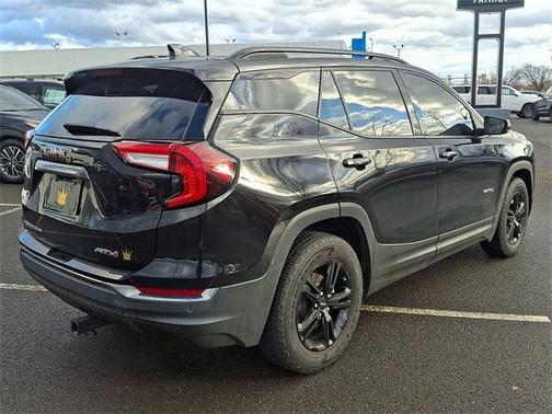 2022 GMC Terrain AT4