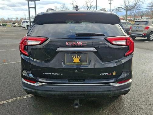 2022 GMC Terrain AT4