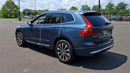2023 Volvo XC60 B5 Plus Bright Theme
