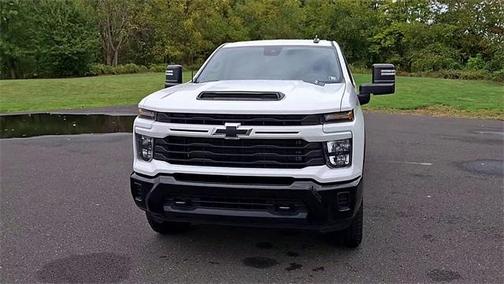 2024 Chevrolet Silverado 2500 Custom