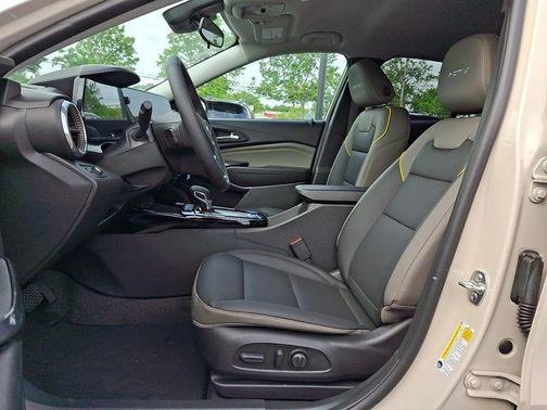 White 2026 Chevrolet Trax ACTIV