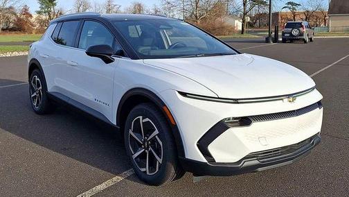 Summit White 2026 Chevrolet Equinox EV LT 2