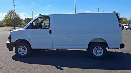 2025 Chevrolet Express 2500 Work Van
