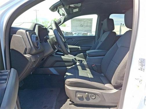 2025 Chevrolet Colorado WT