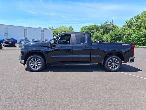 Black 2020 Chevrolet Silverado 1500 LT